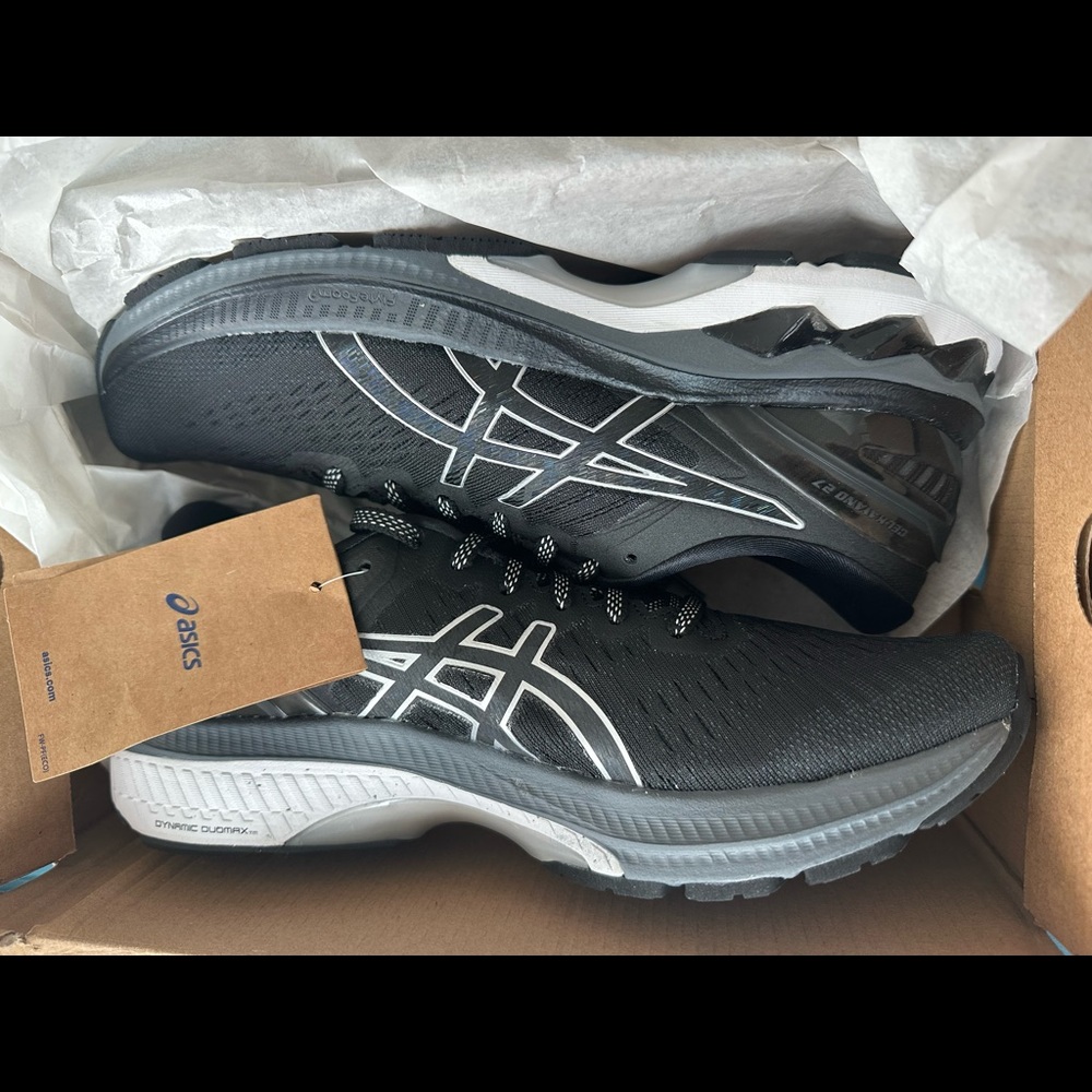 Women’s ASICS running shoes Gel Kayano 27. New in box